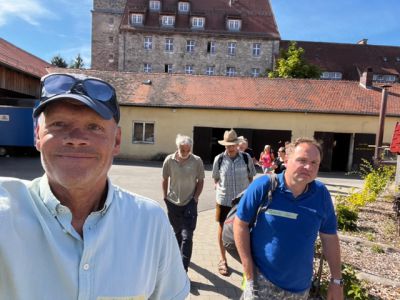 Foto: WALDPÄDAGOGIK auf der Burg Feuerstein / Ebermannstadt